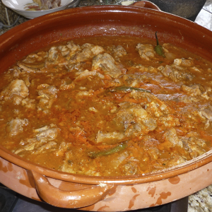 Cabrito con Chile Ancho